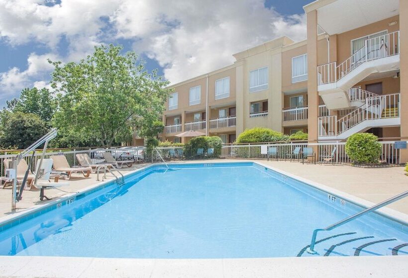 فندق Days Inn By Wyndham Greenville