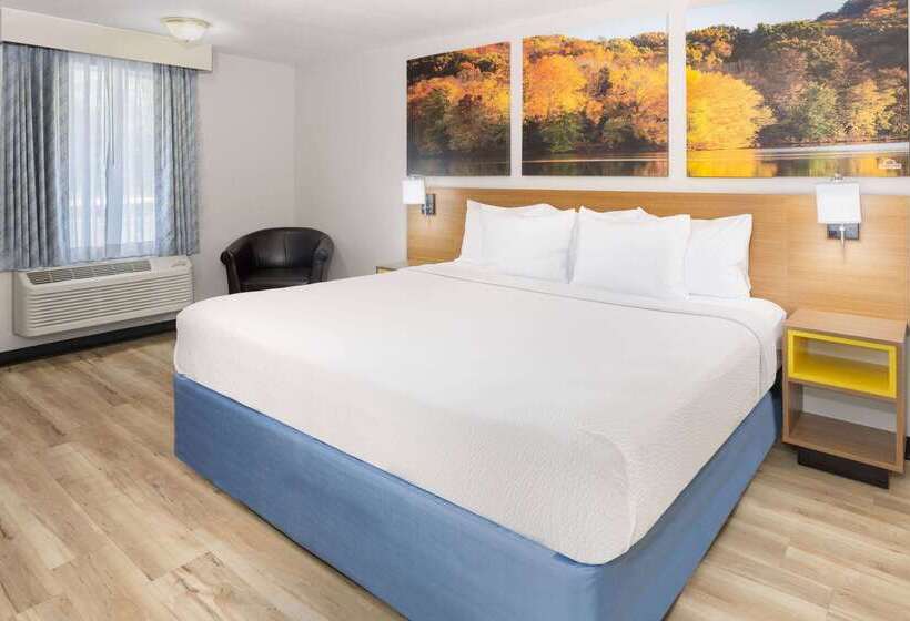 בית מלון כפרי Days Inn By Wyndham Spartanburg Waccamaw