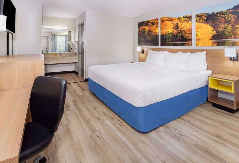 בית מלון כפרי Days Inn By Wyndham Spartanburg Waccamaw