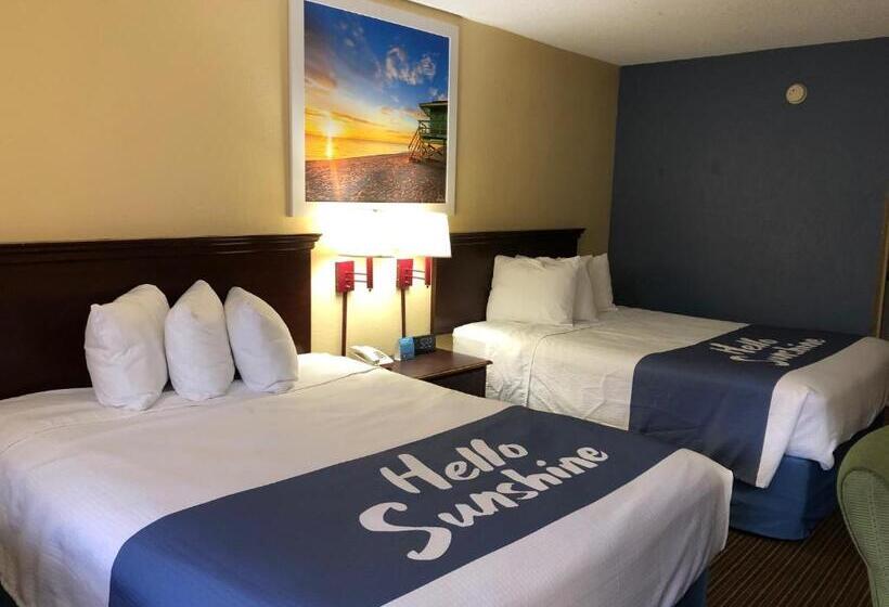 בית מלון כפרי Days Inn By Wyndham Spartanburg Waccamaw