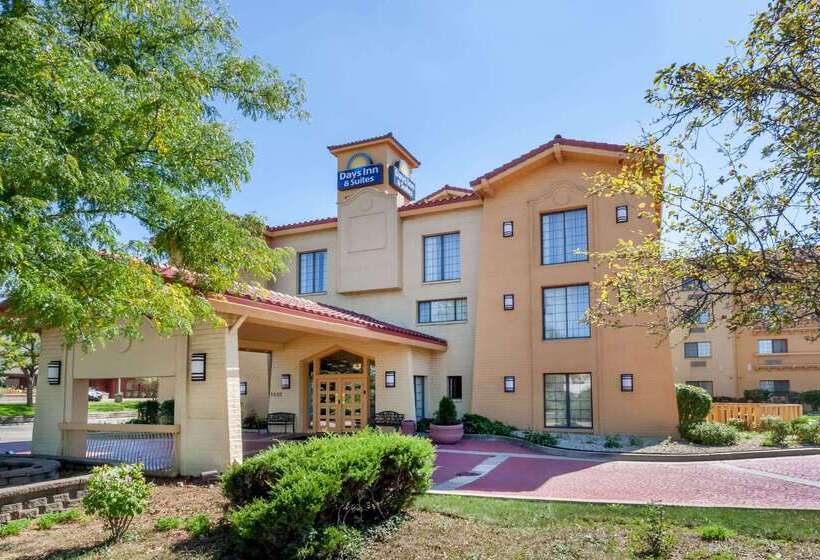 Hotel Days Inn & Suites By Wyndham Arlington Heights