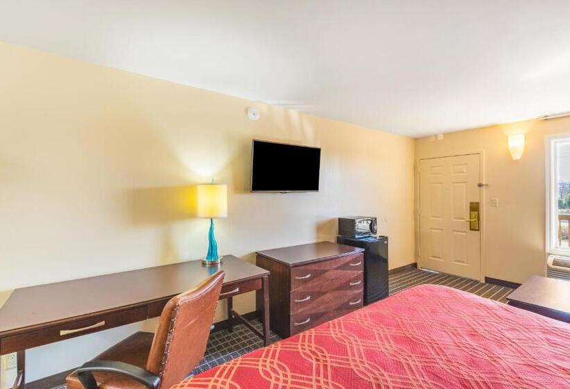 فندق Econo Lodge