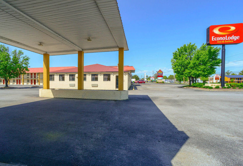 هتل Econo Lodge Inn & Suites