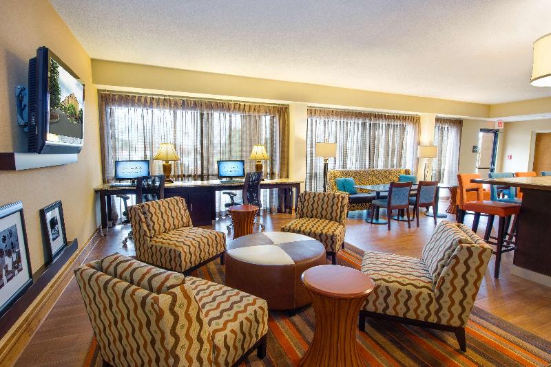 هتل Hampton Inn Southlake