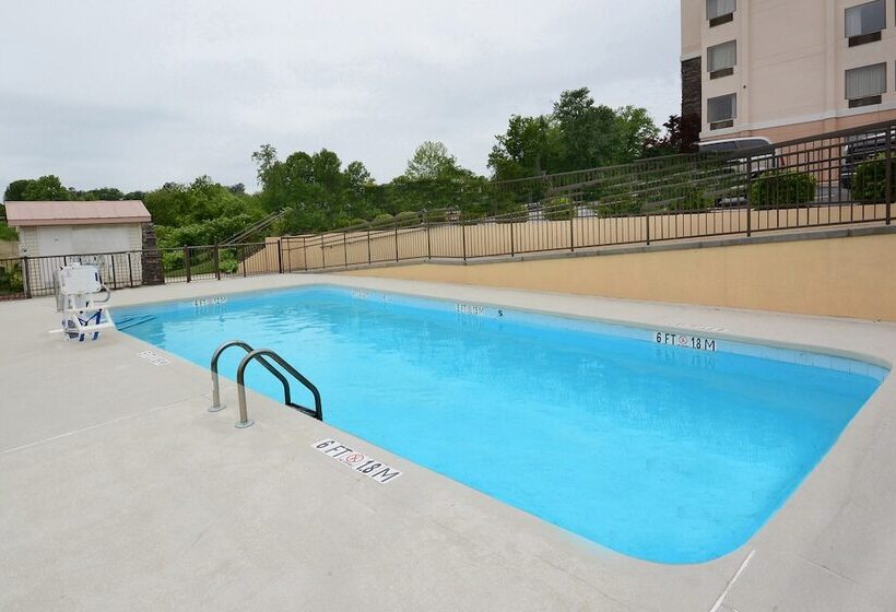 هتل Holiday Inn Express & Suites Greensboro I 40 Atwendover, An Ihg