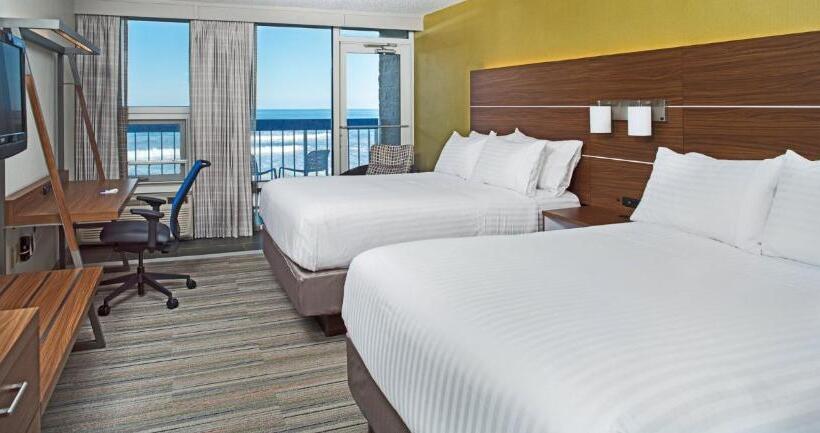 هتل Holiday Inn Express Nags Head Oceanfront