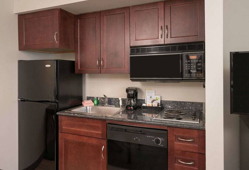 هتل Homewood Suites By Hilton Chicago  Schaumburg