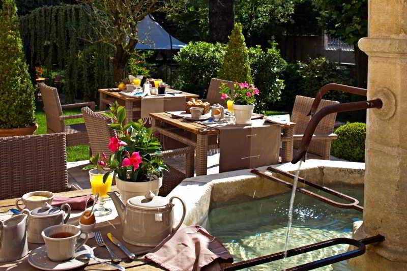 هتل Hostellerie Cèdre & Spa Beaune
