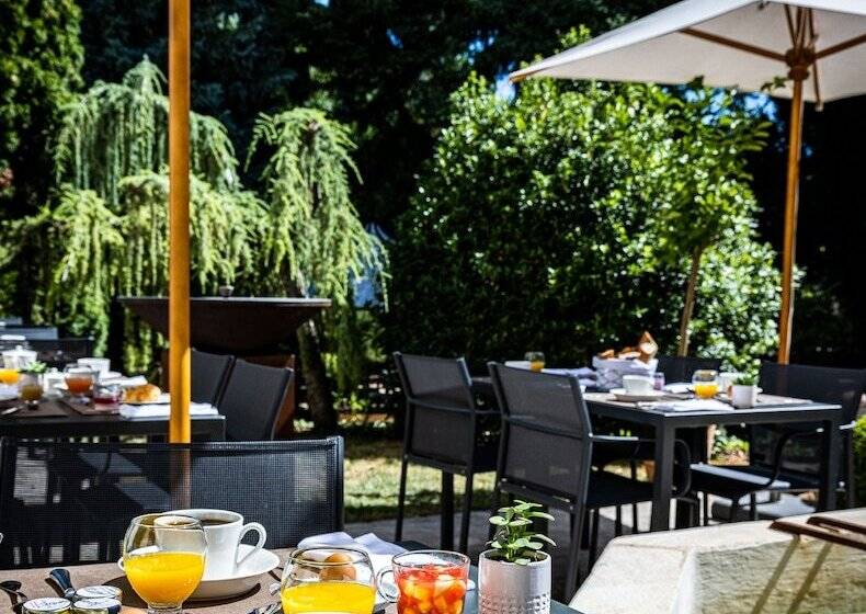 هتل Hostellerie Cèdre & Spa Beaune
