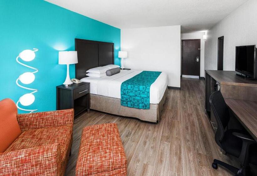 هتل Howard Johnson By Wyndham Beaufort/parris Island