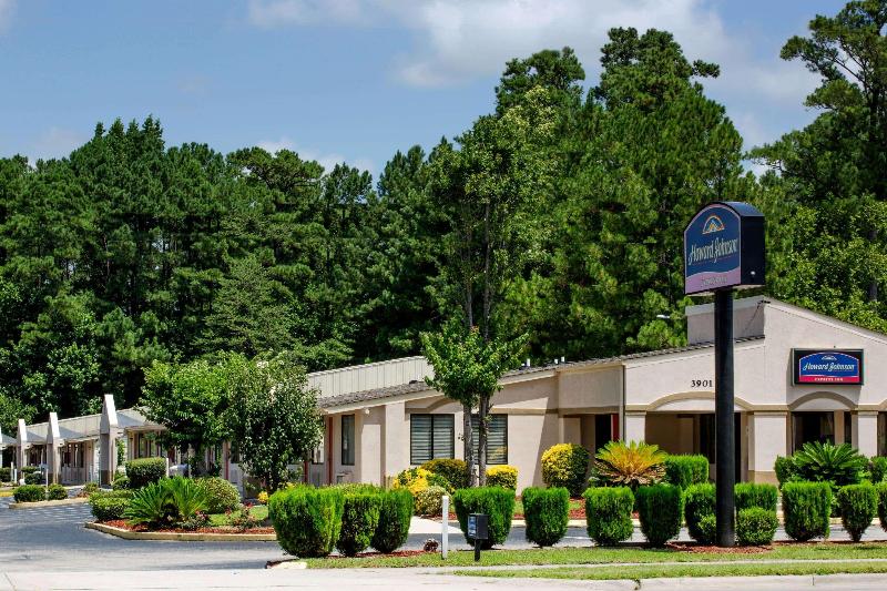فندق Howard Johnson By Wyndham Wilmington