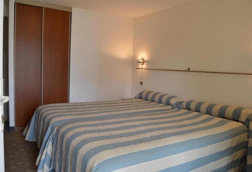 ホテル Hôtel Saint Pierre