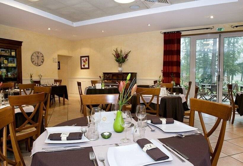 ホテル Logis Le Quai Fleuri