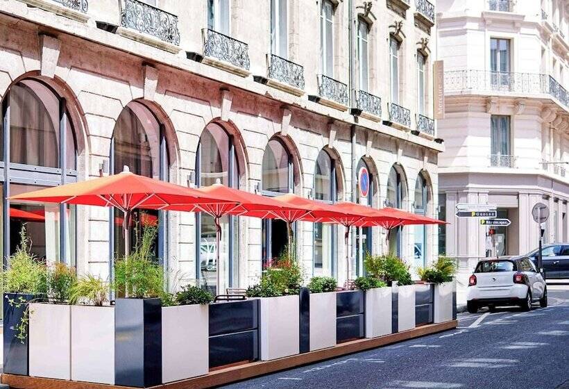 هتل Mercure Lyon Centre Plaza République