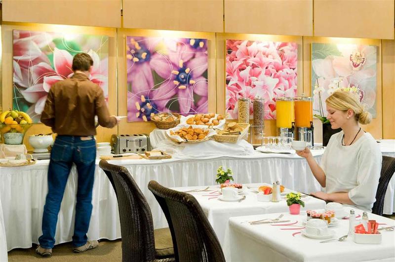 Hotel Mercure Paris Porte De Pantin