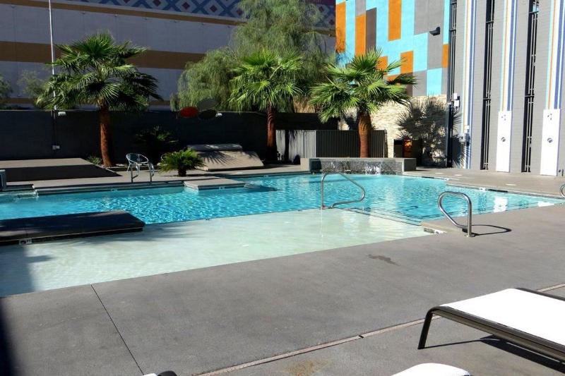 Fotos del hotel Oasis At Gold Spike  Adults Only:  20