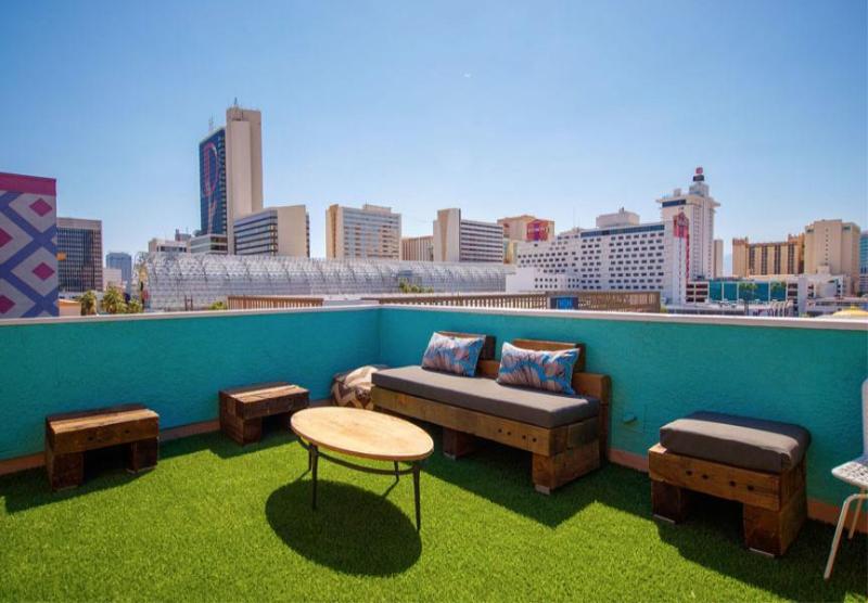 Fotos del hotel Oasis At Gold Spike  Adults Only:  18