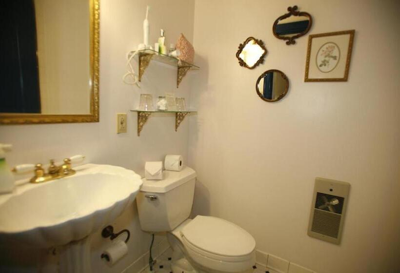 ホテル Parsonage Inn Bed And Breakfast
