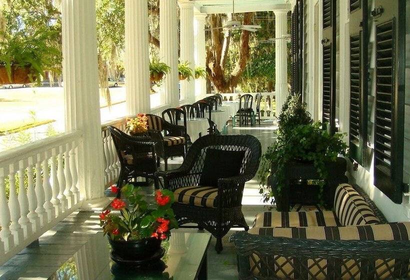 هتل Rhett House