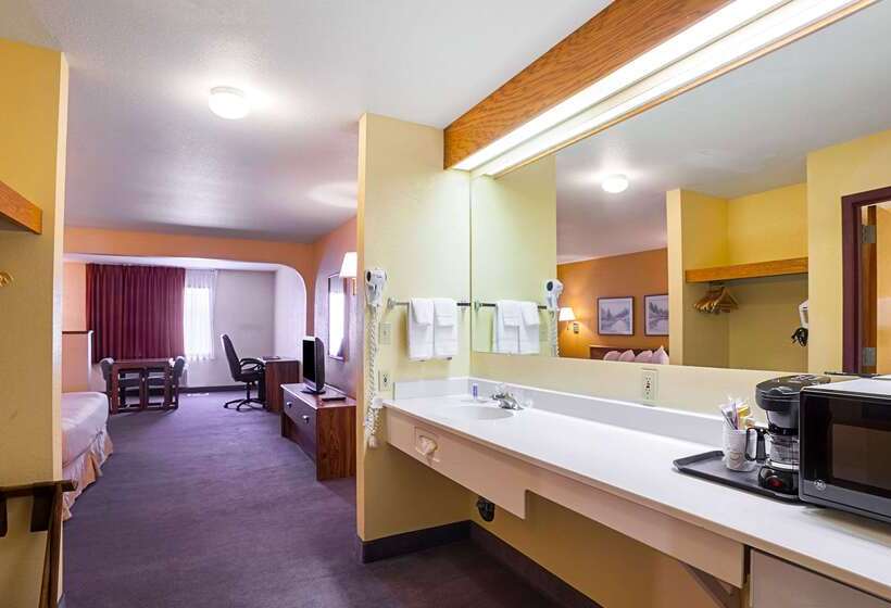 فندق Rodeway Inn & Suites Blanding