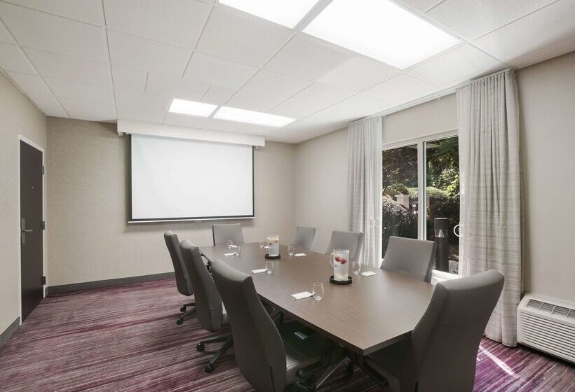 هتل Sonesta Select Atlanta Midtown Georgia Tech