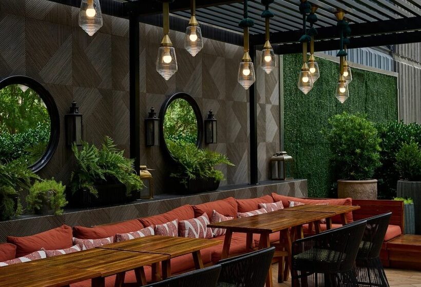هتل The Starling Atlanta Midtown, Curio Collection By Hilton