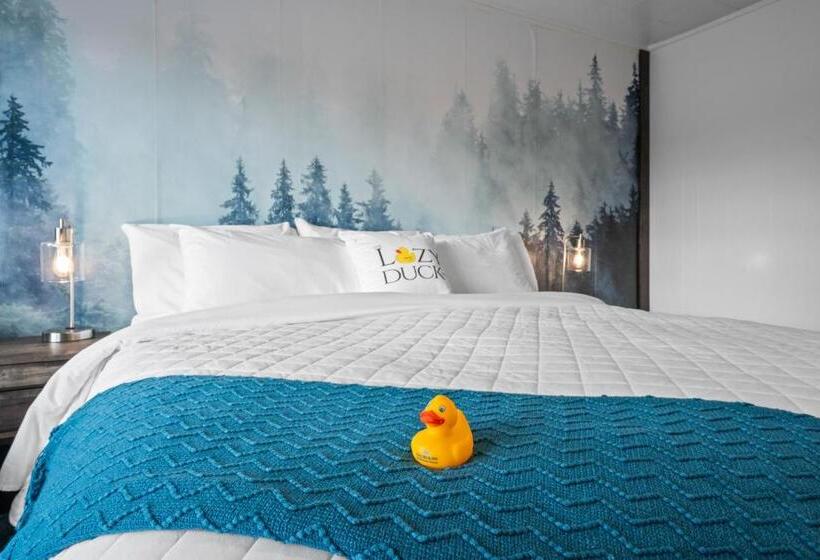 فندق على الطريق Lazy Duck Inn
