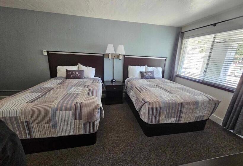 El Rancho Motel