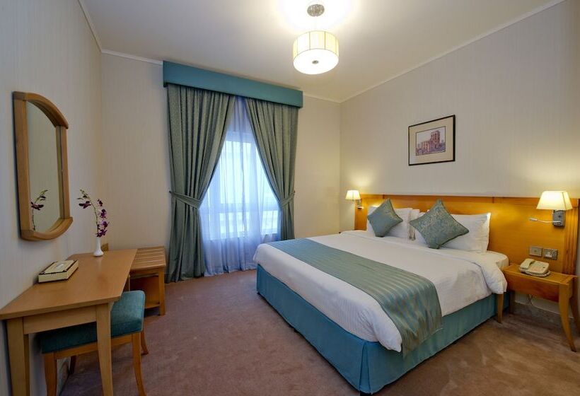 هتل Al Bustan Centre & Residence