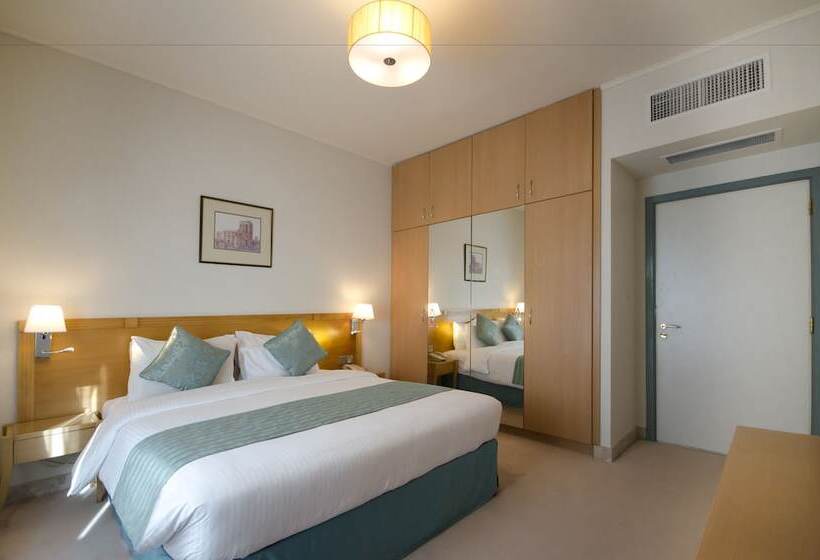 Al Bustan Centre & Residence