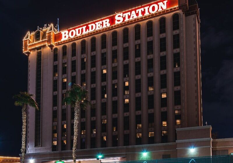 Hotel Boulder Station