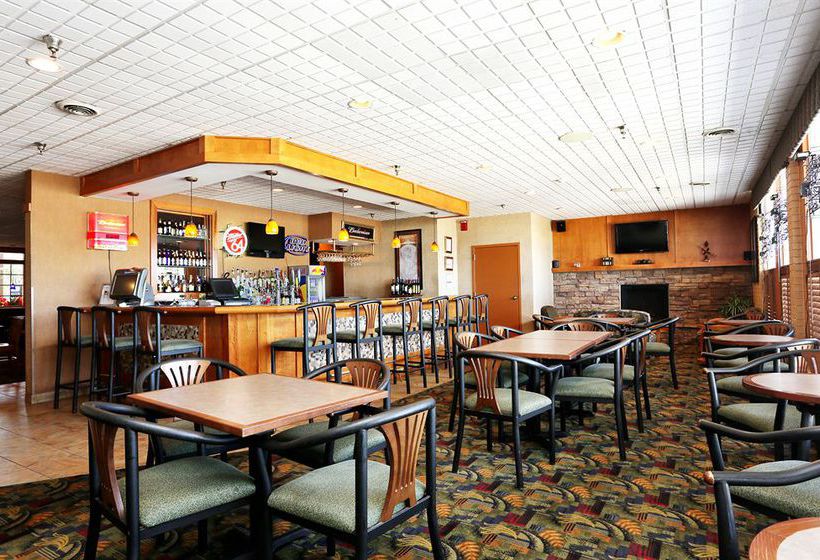 هتل Clarion Inn