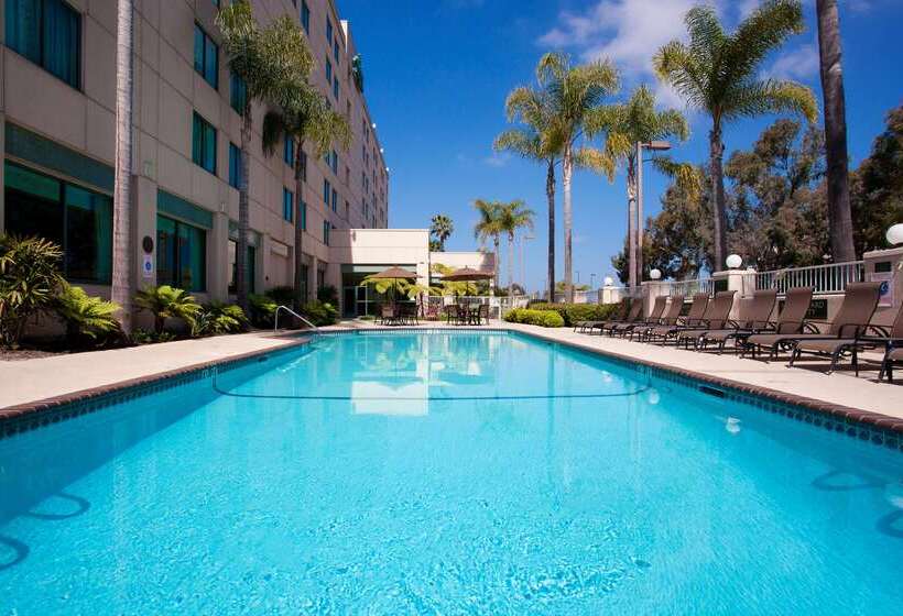 هتل Country Inn & Suites By Radisson, San Diego North, Ca