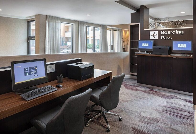 酒店 Courtyard By Marriott Pleasanton