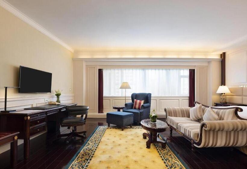 Crowne Plaza Hotel & Suites Landmark Shenzhen, An Ihg Hotel   Nearby Luohu Border, Indoor Heated Swi