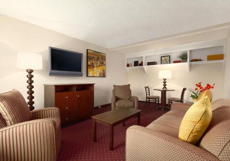 Fotos del hotel Days Inn By Wyndham Las Vegas Wild Wild West Gambling Hall:  2