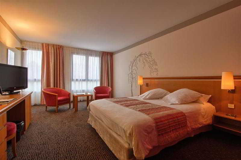 ホテル Domaine De La Forêt D Orient, Logis Hôtel, Restaurant, Spa Et Golf