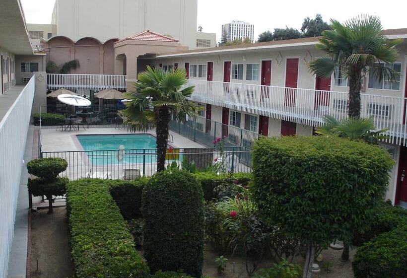 هتل Dream Inn