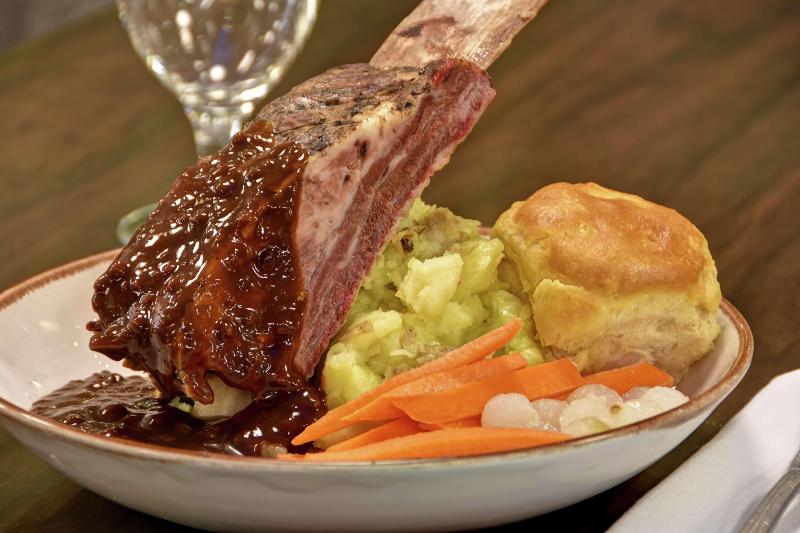 هتل Embassy Suites Little Rock