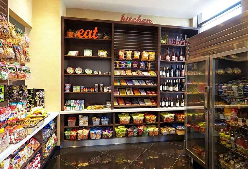 هتل Embassy Suites By Hilton Los Angeles International Airport North