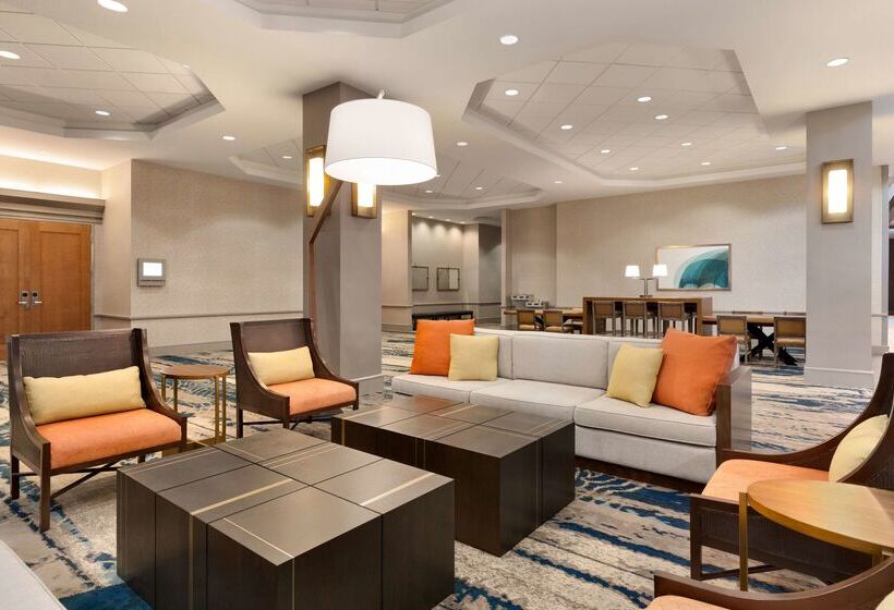 فندق Embassy Suites By Hilton Monterey Bay Seaside