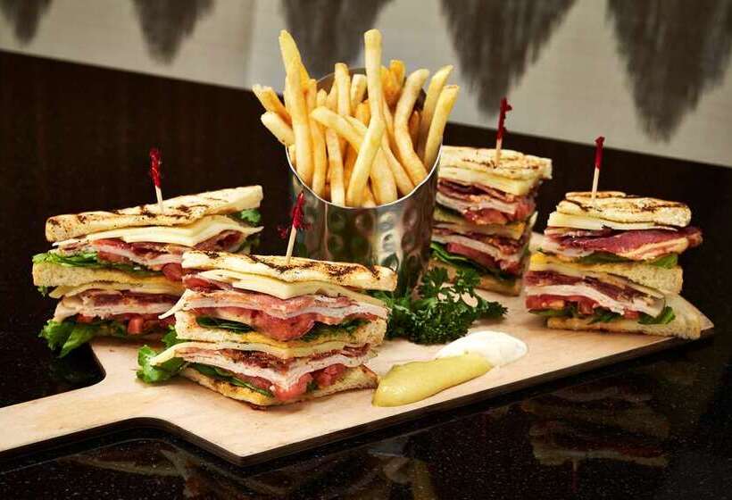 هتل Embassy Suites By Hilton Washington Dc Chevy Chase Pavilion