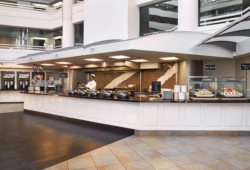 هتل Embassy Suites By Hilton Washington Dc Chevy Chase Pavilion