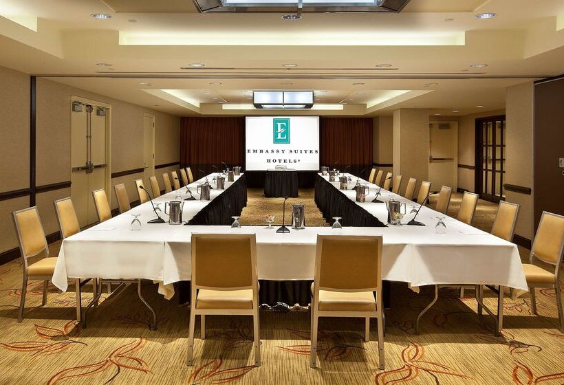 هتل Embassy Suites By Hilton Washington Dc Chevy Chase Pavilion