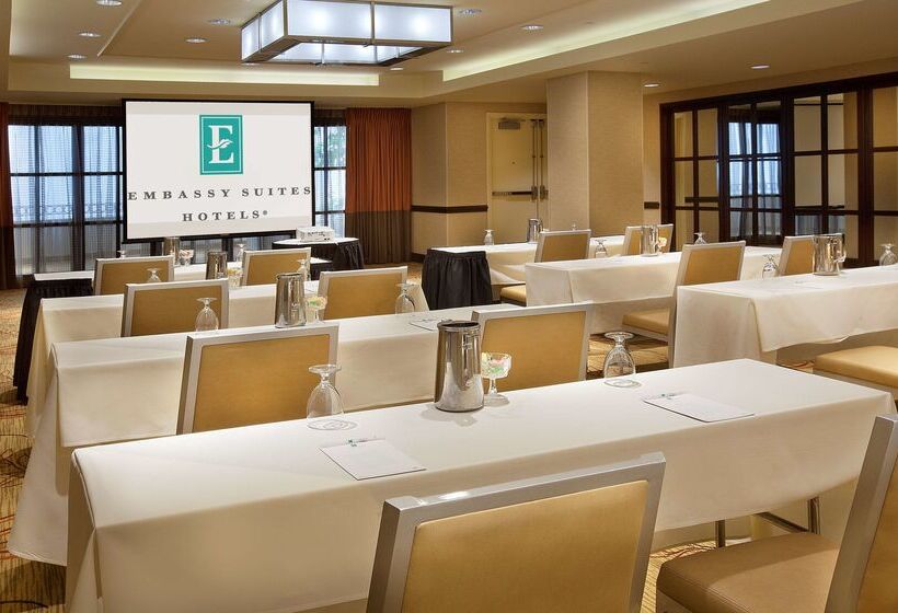 هتل Embassy Suites By Hilton Washington Dc Chevy Chase Pavilion