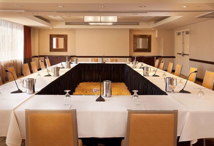 هتل Embassy Suites By Hilton Washington Dc Chevy Chase Pavilion