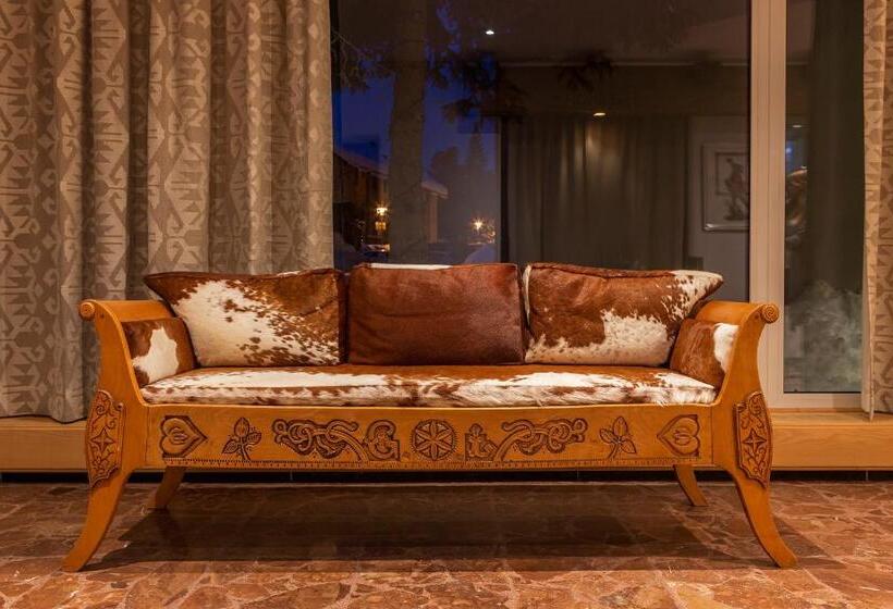 هتل Europa Suites St Moritz