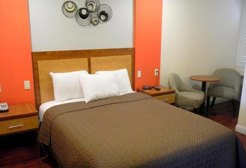 هتل Fairbridge Inn & Suites Gateway To Yosemite