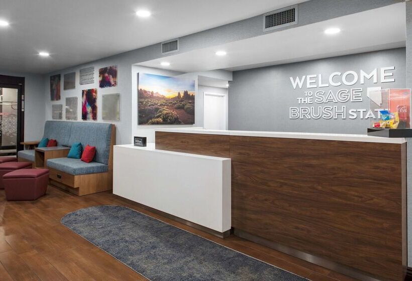 هتل Hampton Inn Las Vegas/summerlin