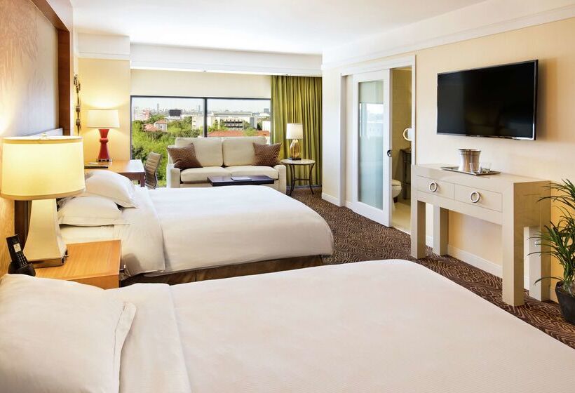 هتل Hilton University Of Houston